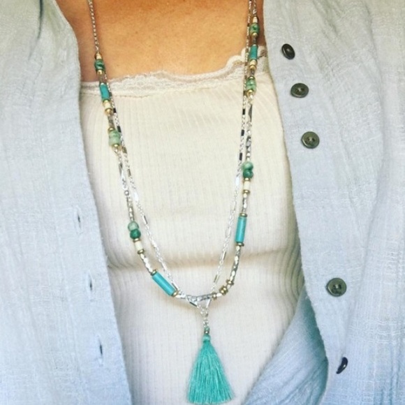 Stella & Dot Costa Necklace Turquoise tassel - Picture 3 of 14